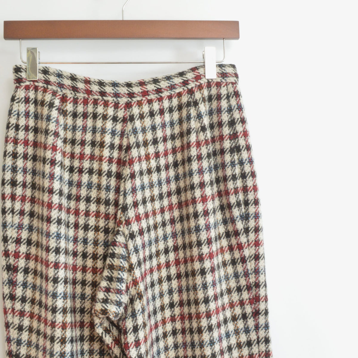 26 x 27 beige and black houndstooth wide leg wool pants