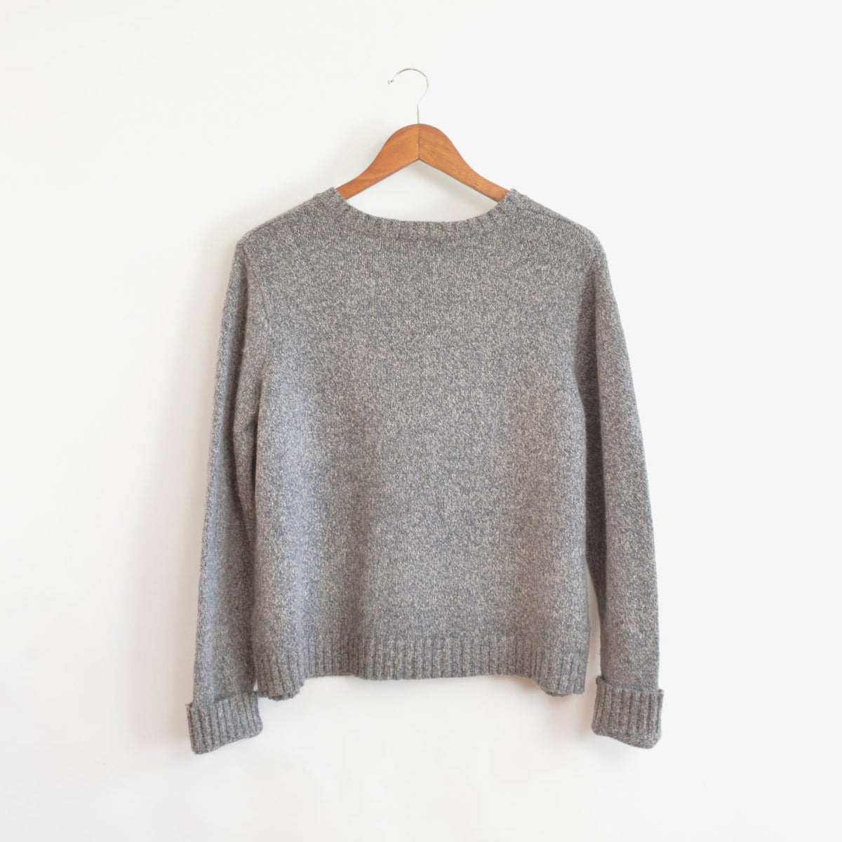 salt and pepper cropped v-neck sweater