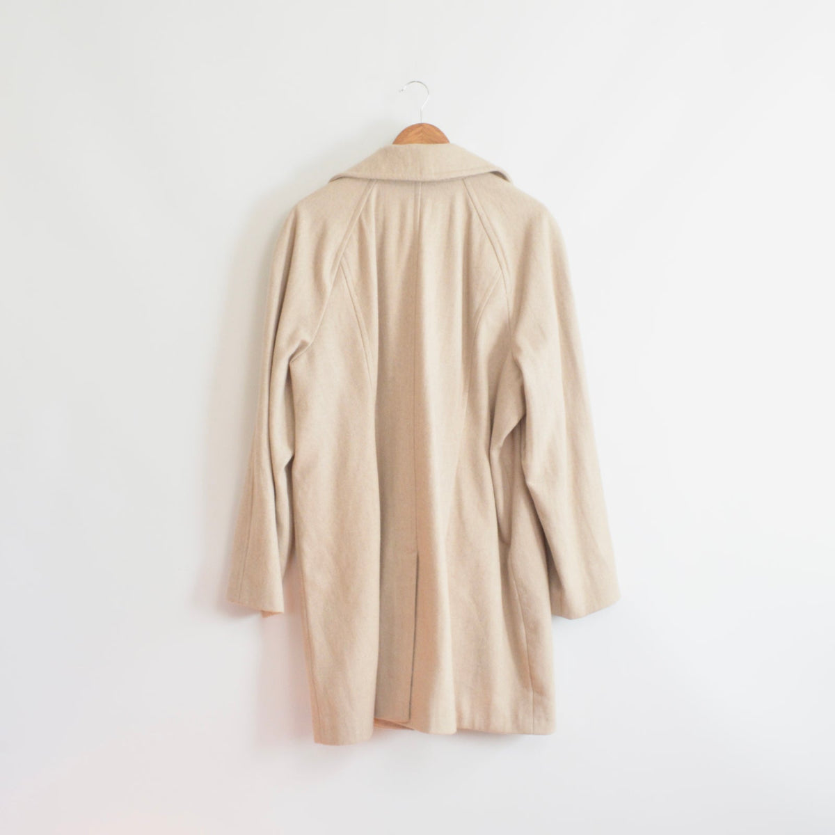 perfect mid length light beige vintage london fog wool overcoat
