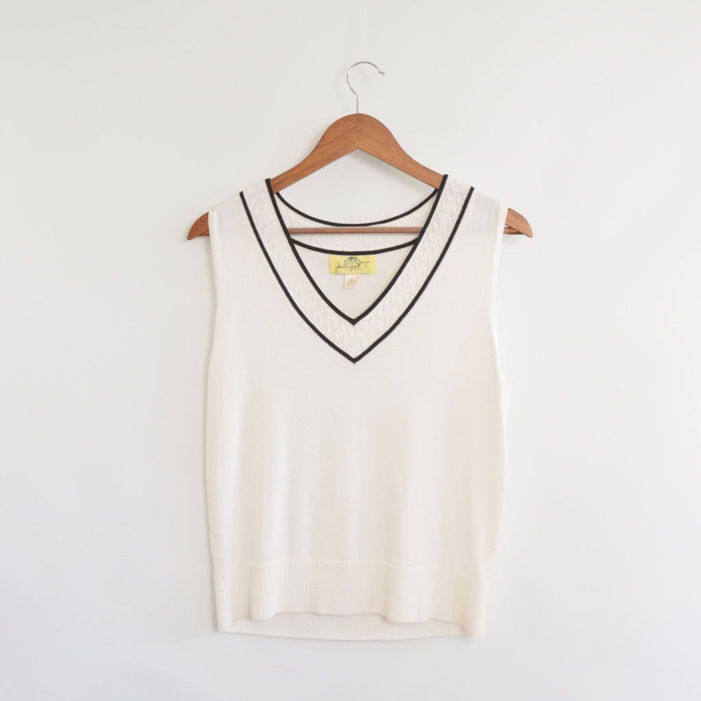 pretty white sweater knit tank with contrasting black trim