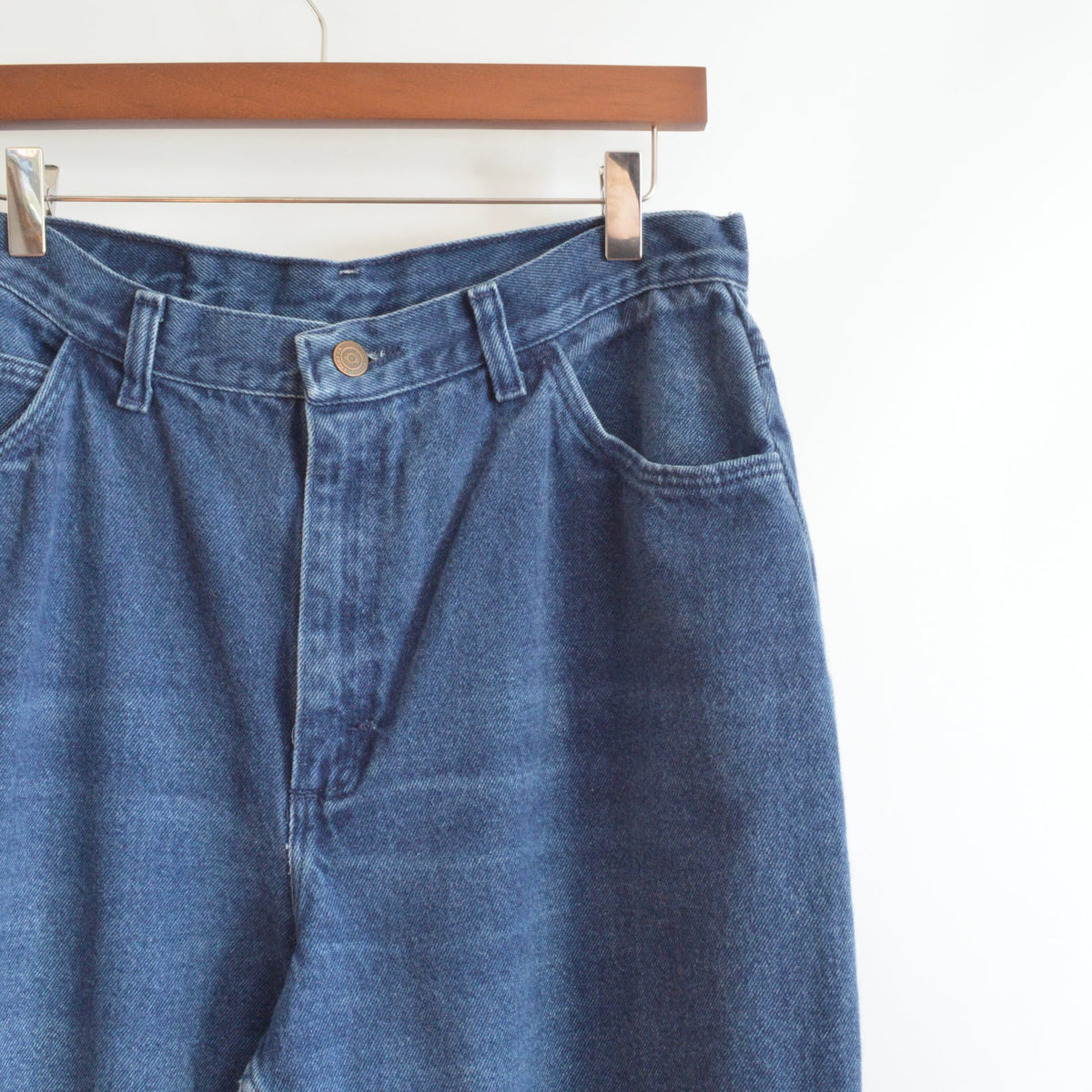 over dyed dark wash vintage high waisted straight leg gitanos