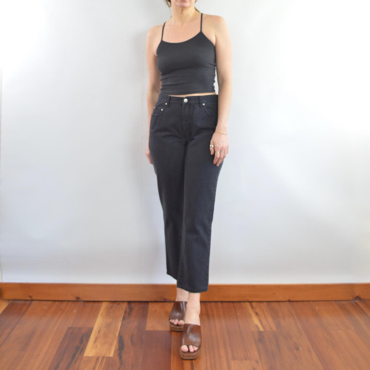 30 x 28 black tapered high waisted LA blues vintage denim